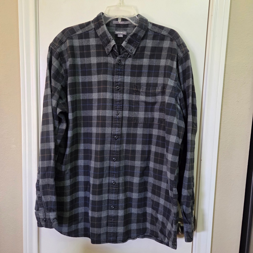 Eddie Bauer Mens TXL Gray Black Plaid Flannel Relaxed Fit Long Sleeve Shirt